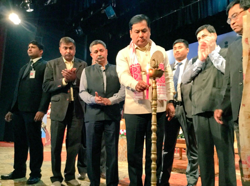 The Assam chief minister paying tribute to journalists. Credit: Twitter