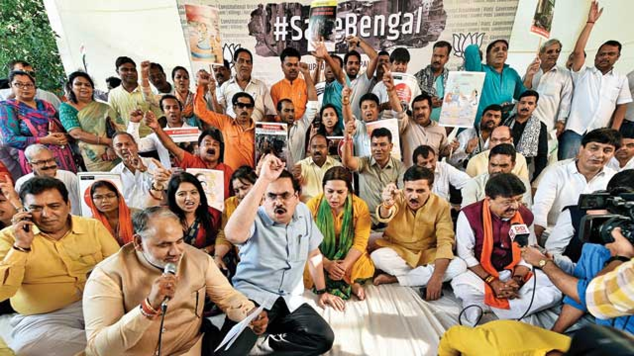 A 'Save Bengal' dharna organised by the BJP. Credit: PTI