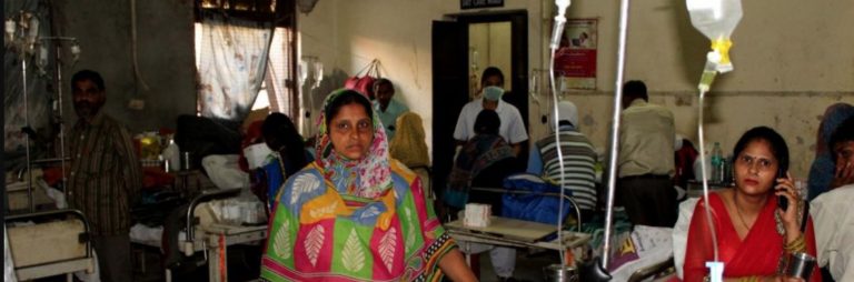 Cancer patients seeking treatment under asadhya rog nidhi scheme at SN Medical College and Hospital, Agra. Credit: Shruti Jain