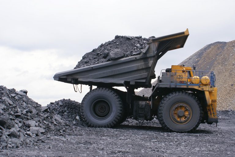 US coal companies' imminent bankruptcy may leave the taxpayers with the bill to clean up after them. Credit: pixabay