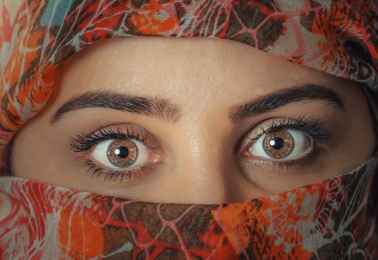 The way we move our eyebrows can help us to communicate. Credit: Pexels