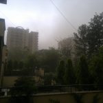 A_dust_storm_blots_out_the_sun_GurgaonHaryanaIndia1