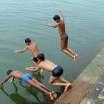 diving_children_boys_river_krishna_water_karnataka_india-1010663