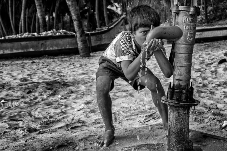 Bengaluru, Cauvery River, Central Ground Water Board, Chennai, Chennai water shortage, drinking water, groundwater, Karnataka, Ministry of Water Resources, National Water Policy, NITI Aayog, Tamil Nadu, The Washington Post, water supply, World Bank, World Resources Institute,