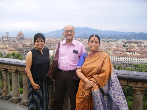 Venkataramani Lakshmibai, Seshadri and his wife Sundari. Credit C.S. Seshadri