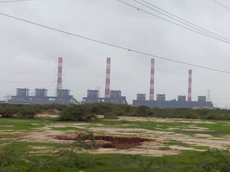 Mundra-Power-thermal-station_Wikimedia