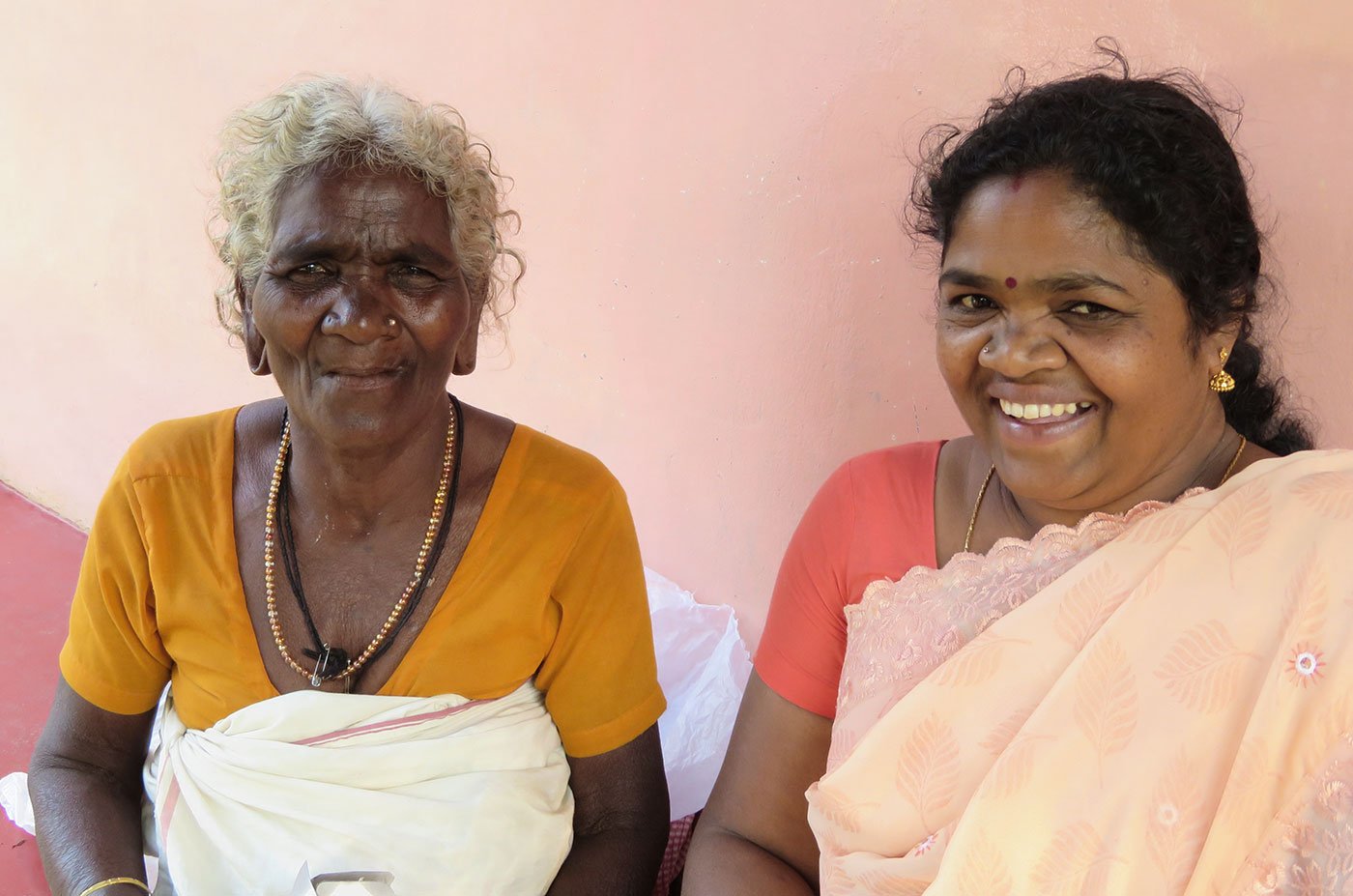 Shanthi, a first-generation learner, with her mother, Karupri. Credit: Priti David/People's Archive of Rural India