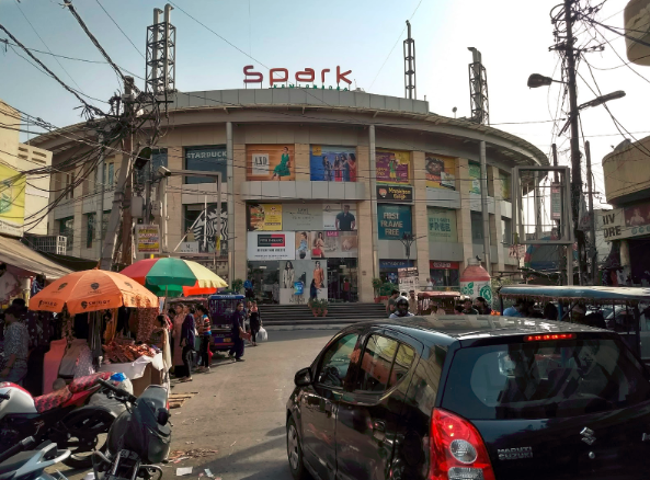 Shopping mall above underground car park in Kamla Nagar Credit: Amita Baviskar