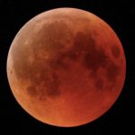 2018-07-27T220658Z_1_LYNXMPEE6Q1SZ_RTROPTP_4_LUNAR-ECLIPSE-ISRAEL