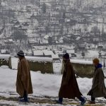 kashmir-snow-1-pti