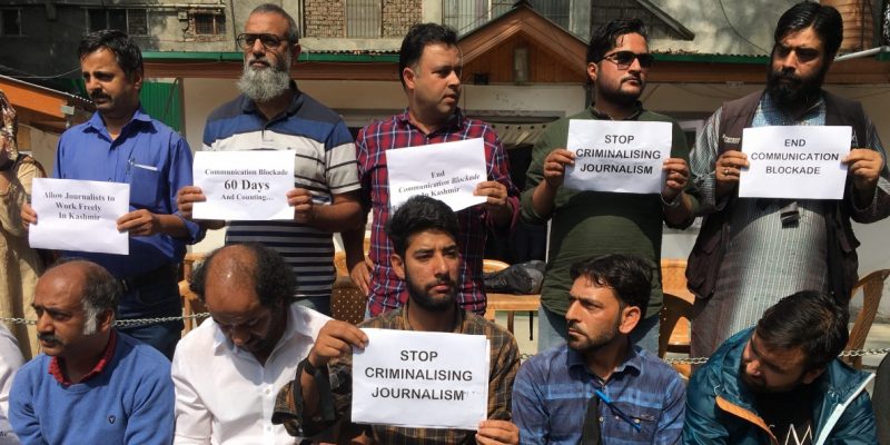 Kashmiri Journalists Say Police Probes Have 'Chilling Effect' on Press - Vimarsana News