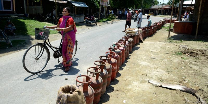Since 2016, PMUY Beneficiaries Consuming Less LPG Than Non-Ujjwala Consumers: RTI Data - Vimarsana News