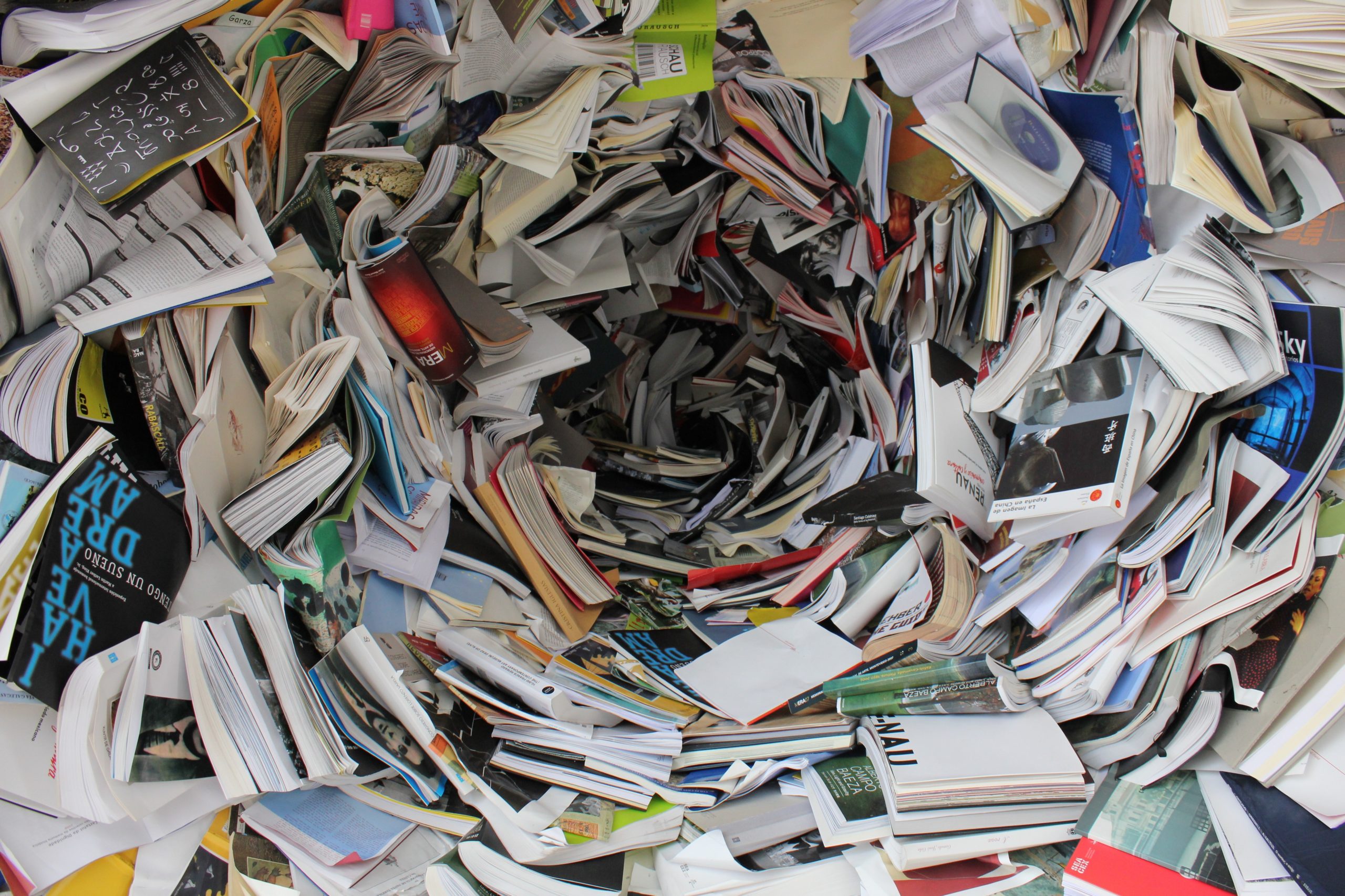 pile-of-covered-books-159751