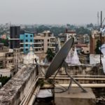 Wider Image: Last doctor standing: Pandemic pushes Indian hospital to brink