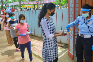 Watch | UPSC Aspirants Protest Against Exam During Pandemic