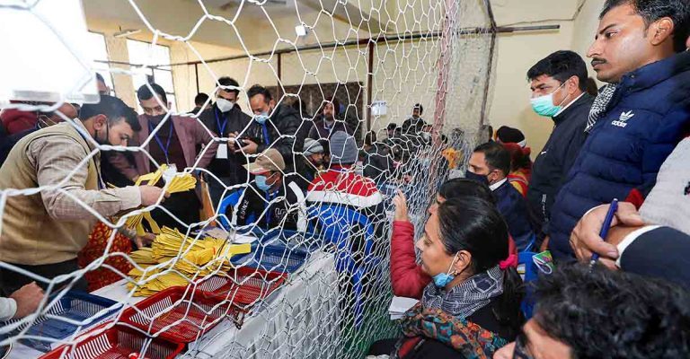 Jammu and Kashmir: Against All Odds, Gupkar Alliance Gains Control of 8 DDCs - Vimarsana News