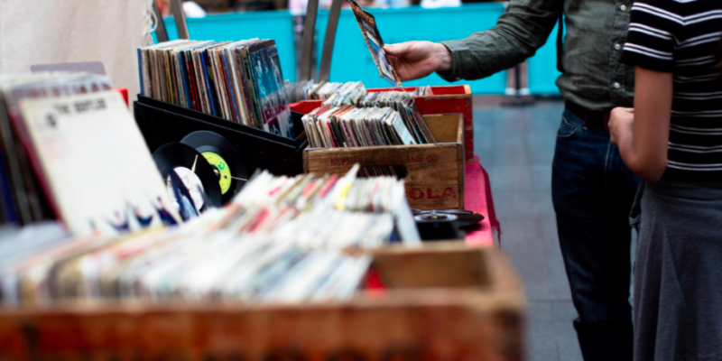From Tape Deck to Tidal: 30 Years of US Music Sales - Vimarsana News