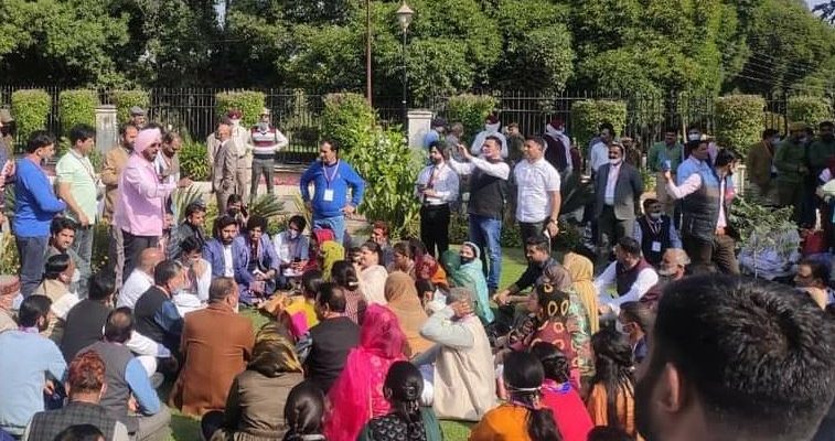 'Humiliated': J&K's Newly Elected DDC Representatives Lock Horns with UT Admin - Vimarsana News