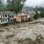 Mandakini-river-damaging-houses-in-kedarnath-valley