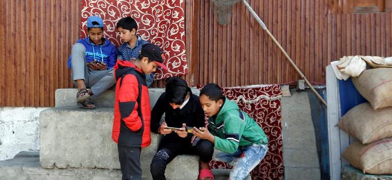 The Consumer Protection Questions Raised by Kashmir's Internet Shutdown - Vimarsana News