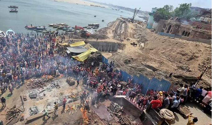 Varanasi: Cremation, Burial Grounds Show About 50% of COVID-19 Deaths Aren't Officially Recorded - Vimarsana News