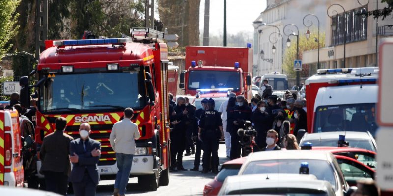 Police Official Fatally Stabbed Near Paris; Macron Calls It 'Terrorism' - Vimarsana News