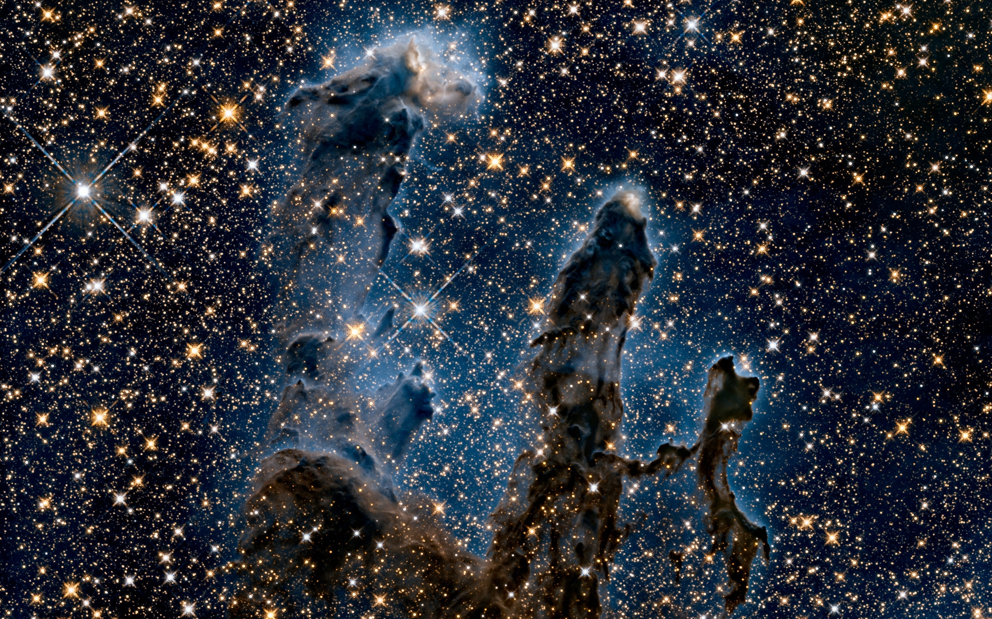 Is the Universe Different In Different Directions? - Vimarsana News