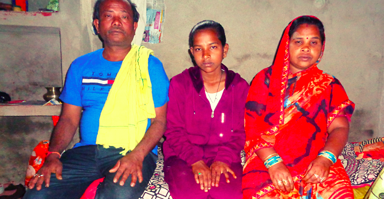 Father of Bihar Girl Who Rode 1,200 km on Cycle With Him During Lockdown Dies - Vimarsana News
