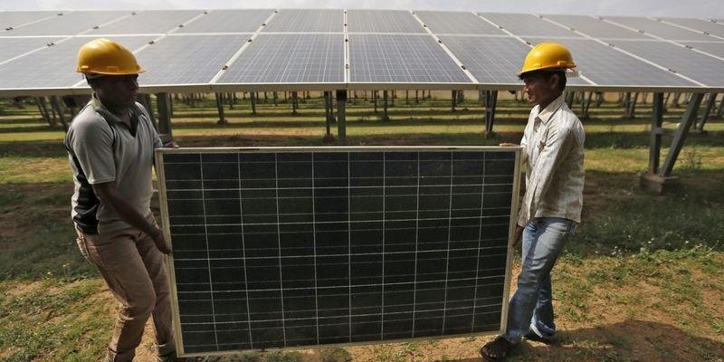 India Ranks Third in Renewable Energy Installations in 2021 – But Needs to Do More - Vimarsana News