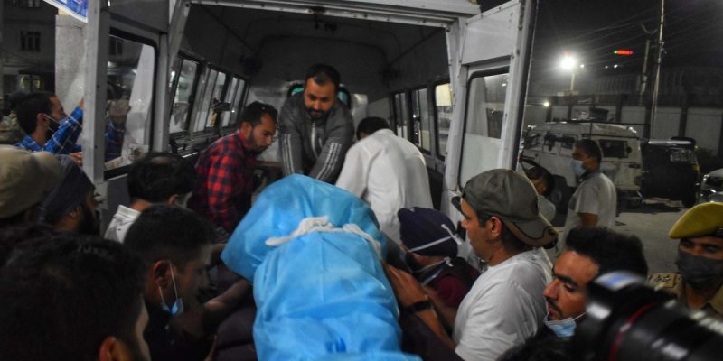 Kashmir: Three Civilians Shot Dead By Terrorists in One Evening, Including Srinagar's Top Chemist - Vimarsana News
