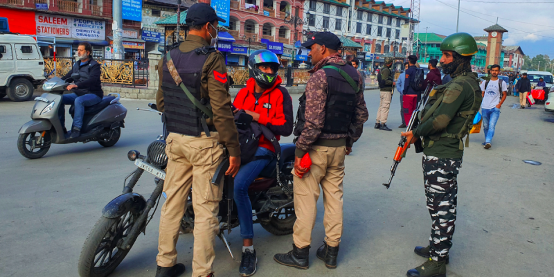 Kashmir: Crackdown on Two-Wheelers Ahead of Amit Shah's Visit, E-commerce Disrupted - Vimarsana News