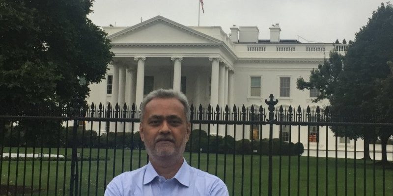 Maharashtra: Ink Thrown at Loksatta Editor Girish Kuber, Allegedly By Sambhaji Brigade Members - Vimarsana News