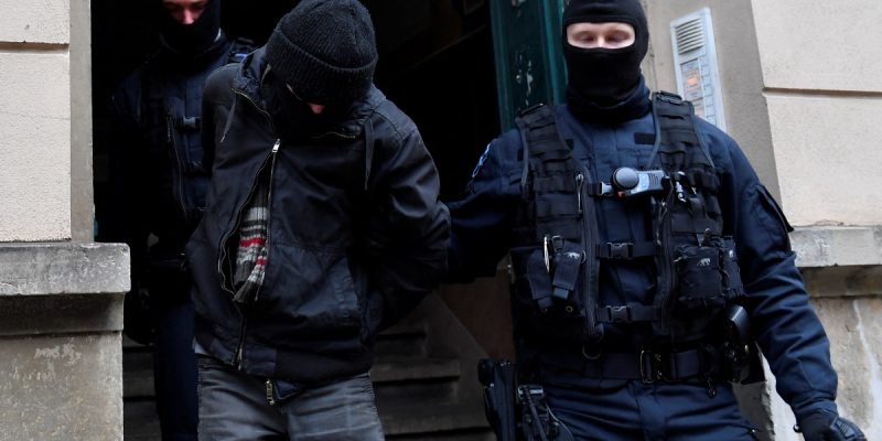 German Police Foil 'Anti-Vaxxer Murder Plot' Against State Premier - Vimarsana News