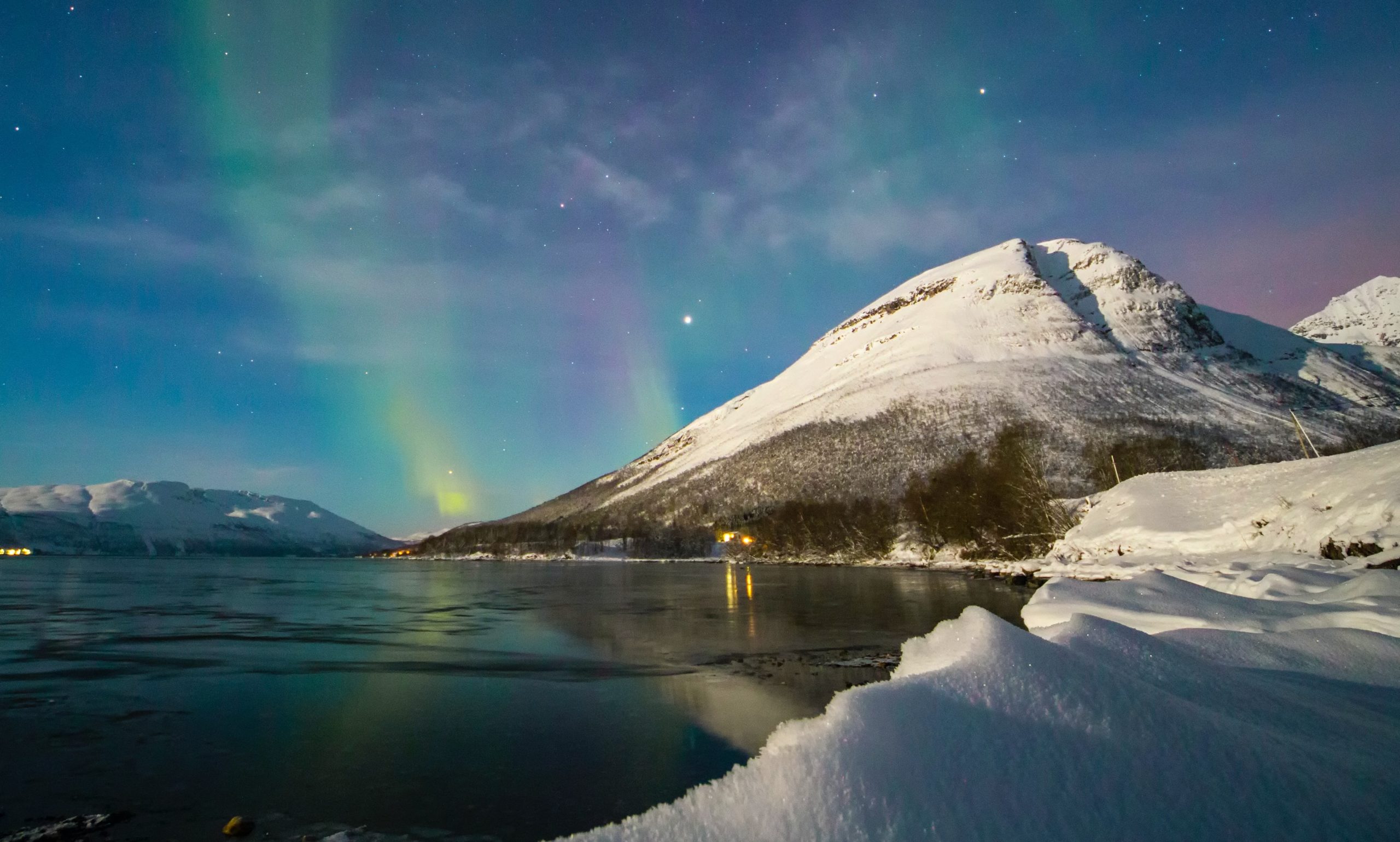 lightscape-ist1RQOfkcE-unsplash