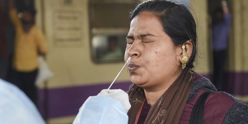 PM's Review Meet on Omicron Focuses on Vaccination, Genome-Sequencing - Vimarsana News