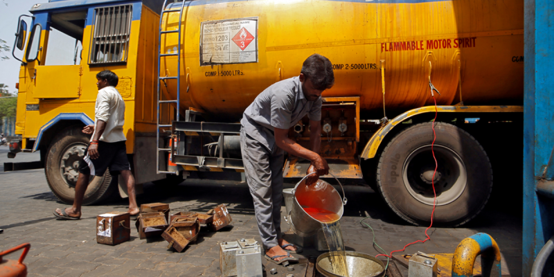 How the Crude Oil Price Spike Will Upend India's Fiscal Balancing Act - Vimarsana News