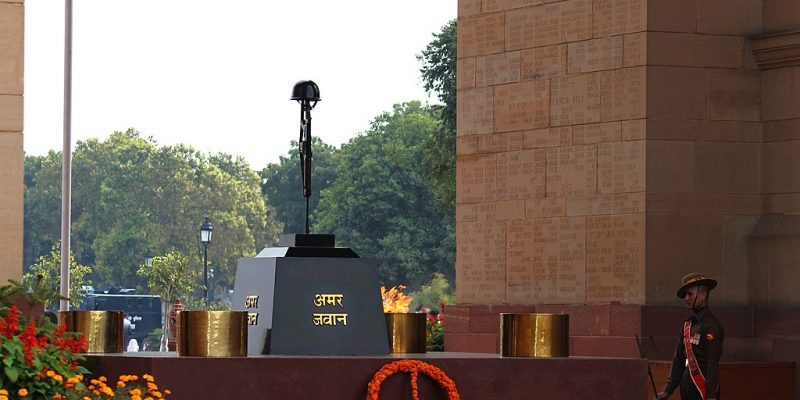 Govt's Decision to Extinguish Amar Jawan Jyoti Flame Met With Widespread Criticism Online - Vimarsana News