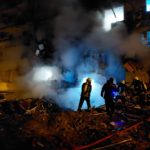 Житловий_будинок_у_Києві_(вул._Кошиця)_після_обстрілу