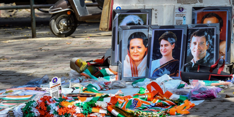Kicking Out the Gandhis is Not a Panacea for the Congress as Experts Seem to Suggest - Vimarsana News