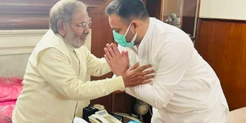 Sharad Yadav's LJD Merges With Lalu Prasad's RJD - Vimarsana News
