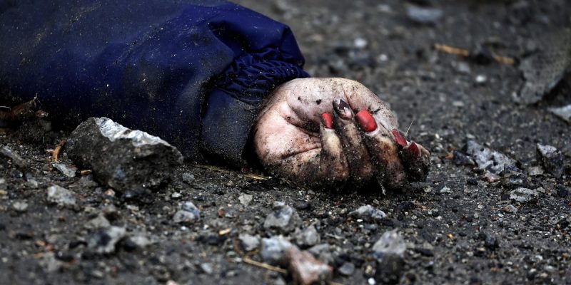 Mass Graves; Evidence of Torture, 'War Crimes' After Russian Troops Withdraw from Bucha - Vimarsana News