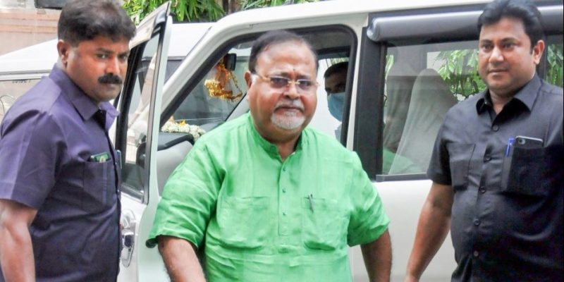 Jharkhand Hotel Searched by Income Tax Department Regarding Partha Chatterjee Aide - Vimarsana News
