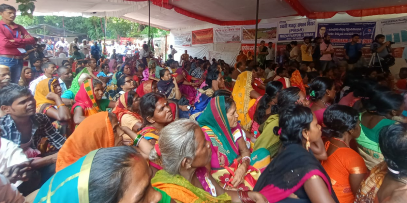 Over 500 MGNREGA Workers Protest Against Delay in Wage Payments at Jantar Mantar - Vimarsana News