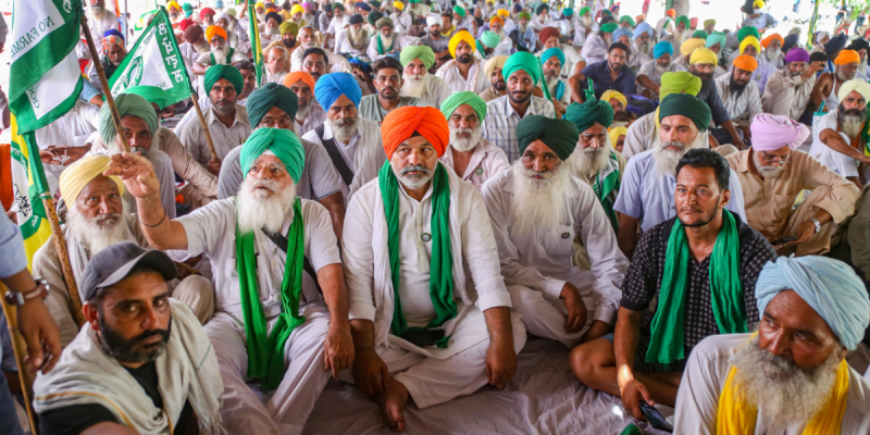 Hundreds of Farmers Arrive From Across India In Delhi For 'Mahapanchayat' - Vimarsana News