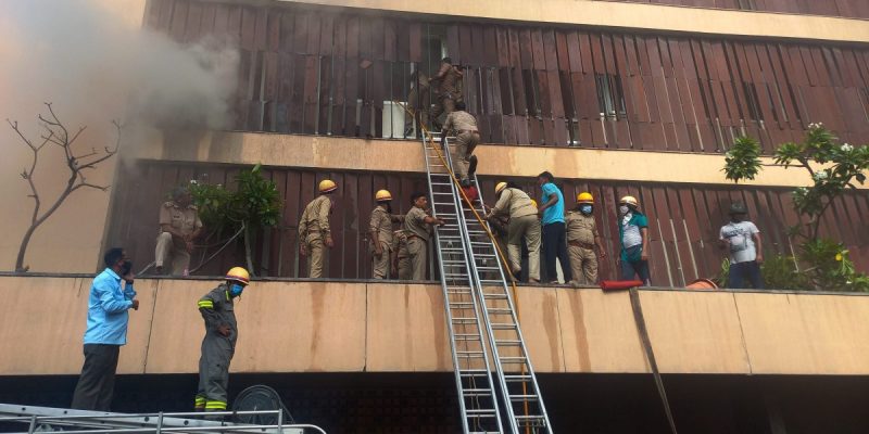 Two Dead in Fire at Lucknow Hotel, Several Rushed to Hospital - Vimarsana News