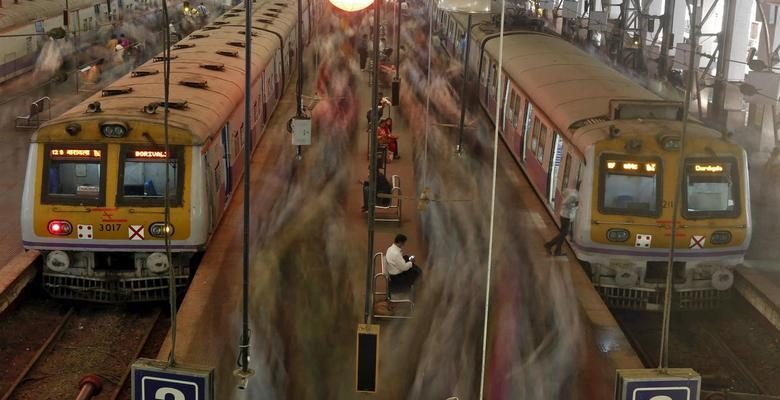 CAG Flags Misuse of Freedom Fighter Complimentary Pass; Railways, MHA Restrict Information Flow - Vimarsana News