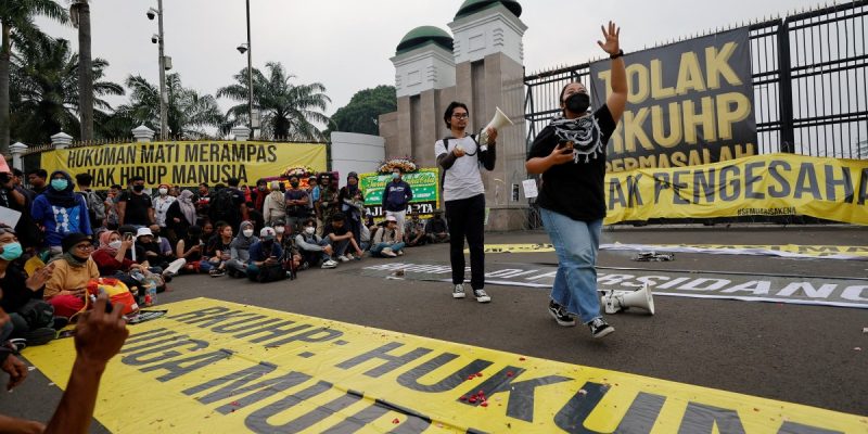 Indonesia Passes Criminal Code Banning Sex Outside Marriage - Vimarsana News