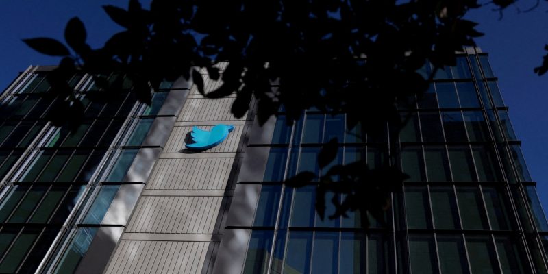 Elon Musk Restores Twitter Accounts of Journalists but Concerns Persist - Vimarsana News