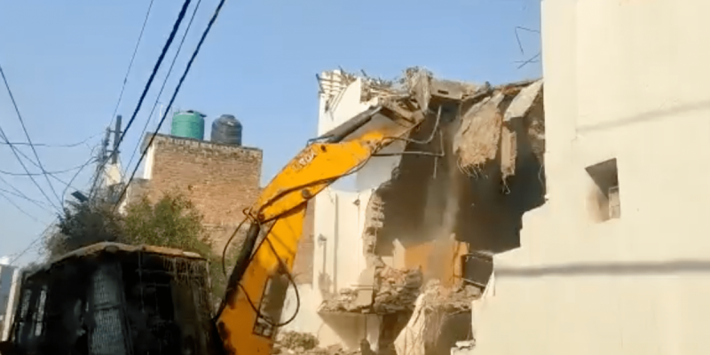 'Demolished UP House Not Linked to Atiq Ahmed, His Wife Was Living There on Rent': Lawyer - Vimarsana News