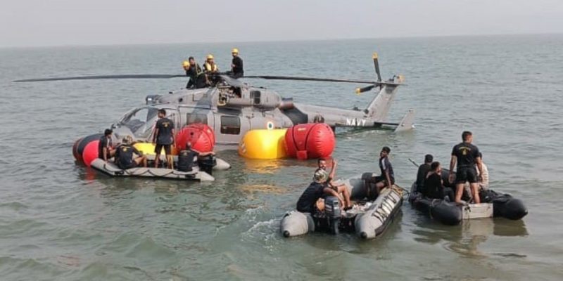 Navy Pilots Save the Day in First-Ever Dhruv Ditching - Vimarsana News
